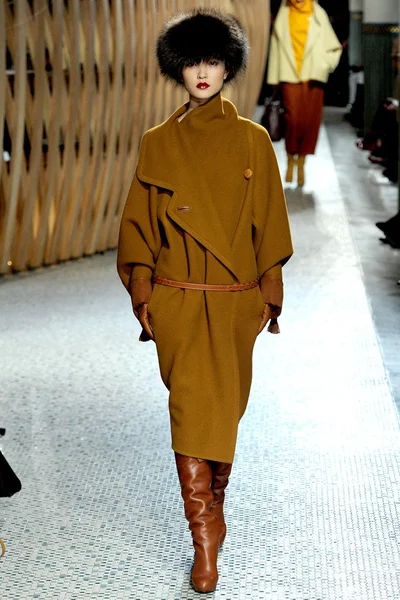 Look 22